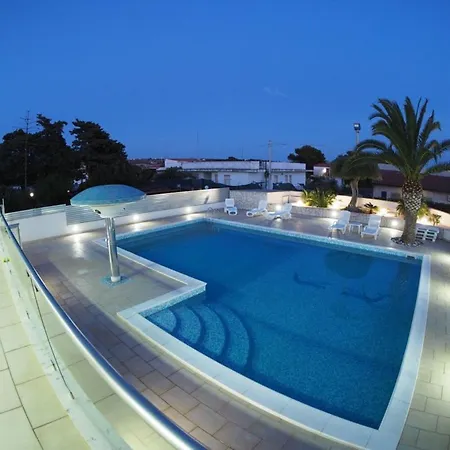 فيلة 117 Con Piscina *